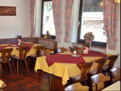 照片: Waldrasthaus Karches