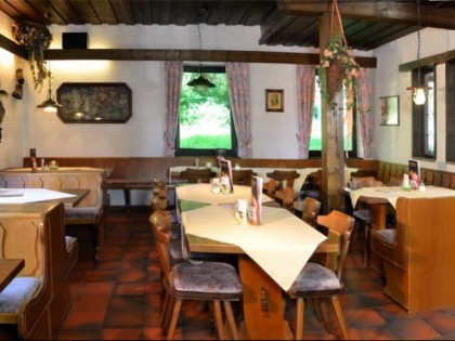 照片: Waldrasthaus Karches